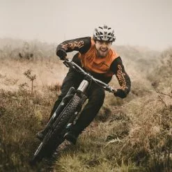 Goodyear Newton Trail Tubeless Front MTB Tyre Black 2.5" 27 -Vitus Salgsbutik Goodyear Newton Trail Tubeless Front MTB Tyre Tyres Black GR 015 64 622 V002 R 1