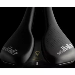 Selle Italia NOVUS Lady TM Boost EVO Superflow Saddle 8 Selle Italia NOVUS Lady TM Boost EVO Superflow Saddle -Vitus Salgsbutik Novus20Boost20Evo20Lady20TM20Superflow CLOSEUP