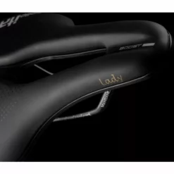Selle Italia NOVUS Lady TM Boost EVO Superflow Saddle 9 Selle Italia NOVUS Lady TM Boost EVO Superflow Saddle -Vitus Salgsbutik Novus20Boost20Evo20Lady20TM20Superflow CLOSEUP1